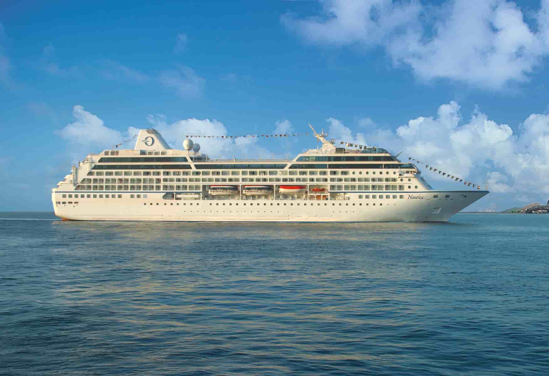 Oceania Nautica cruise ship exterior