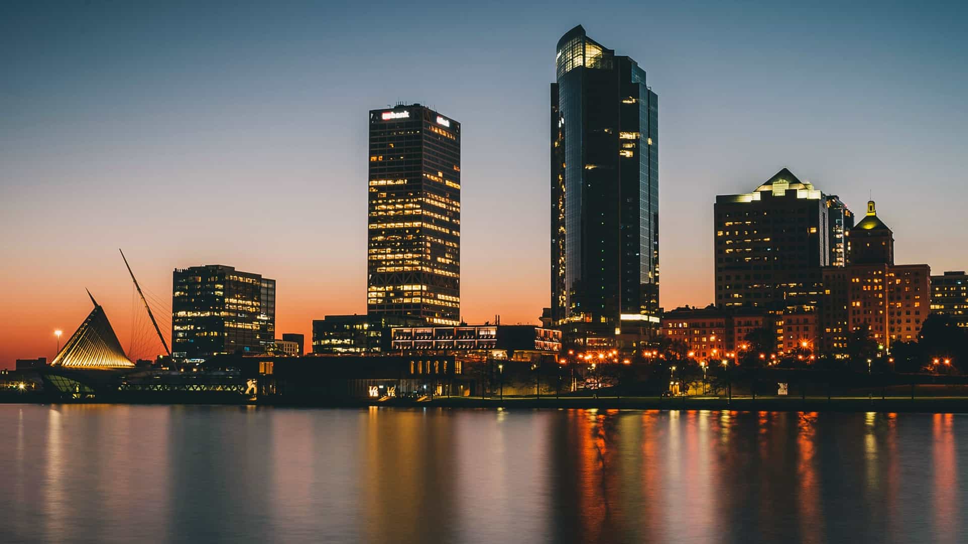 Milwaukee Art Museum at sunset.