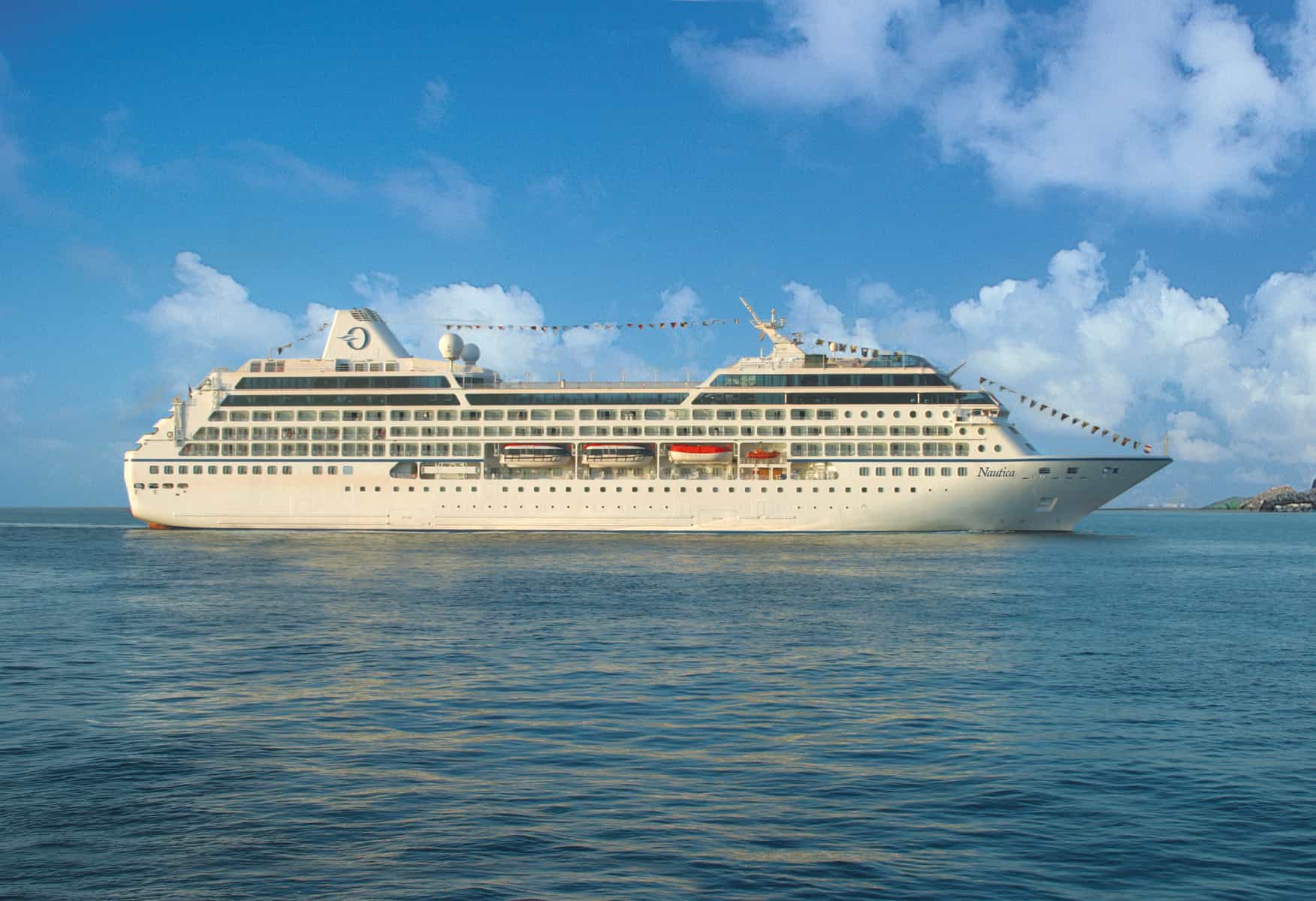 Oceania Nautica cruise ship exterior