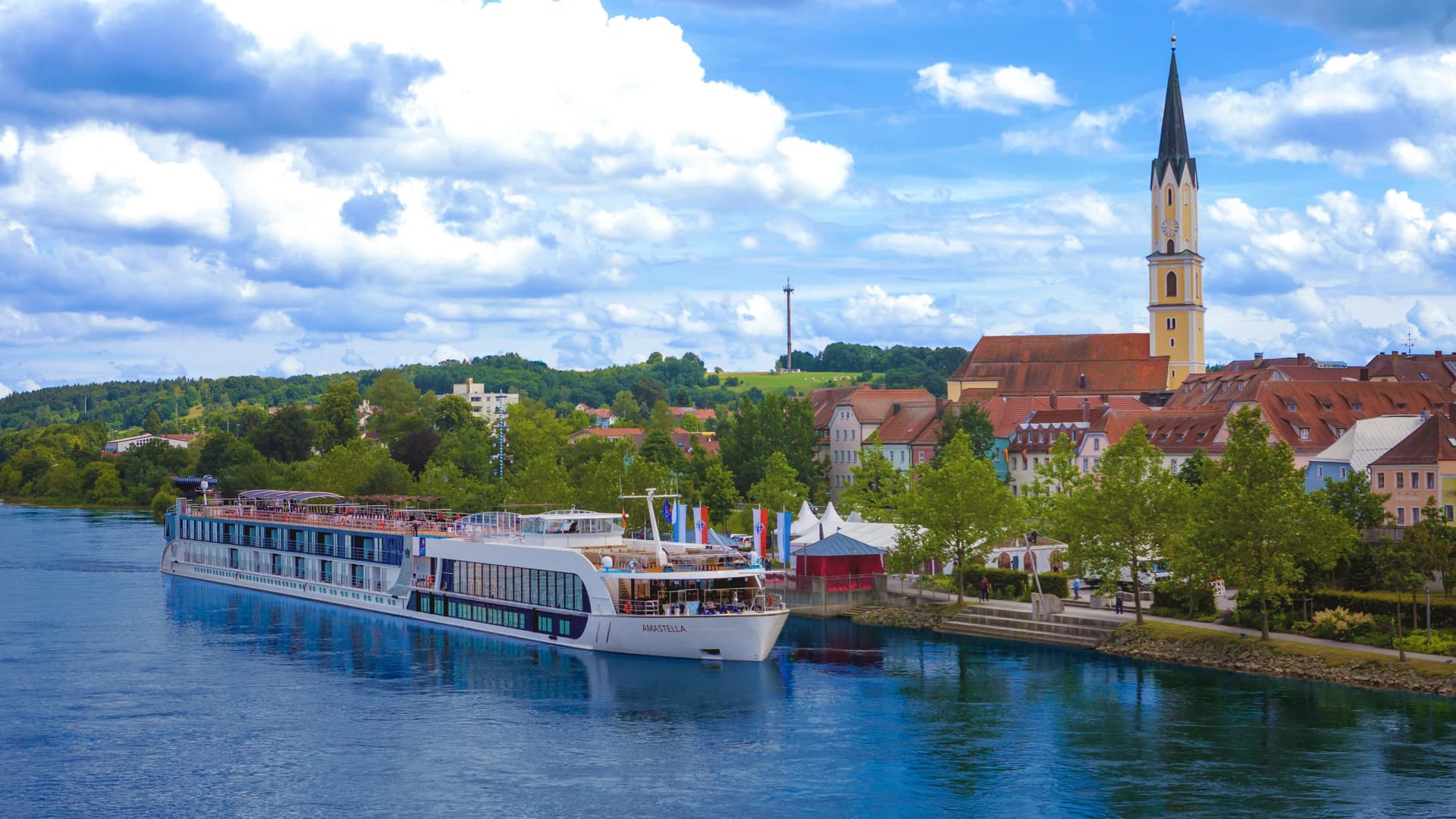 AmaWaterways AmaStella ship exterior.