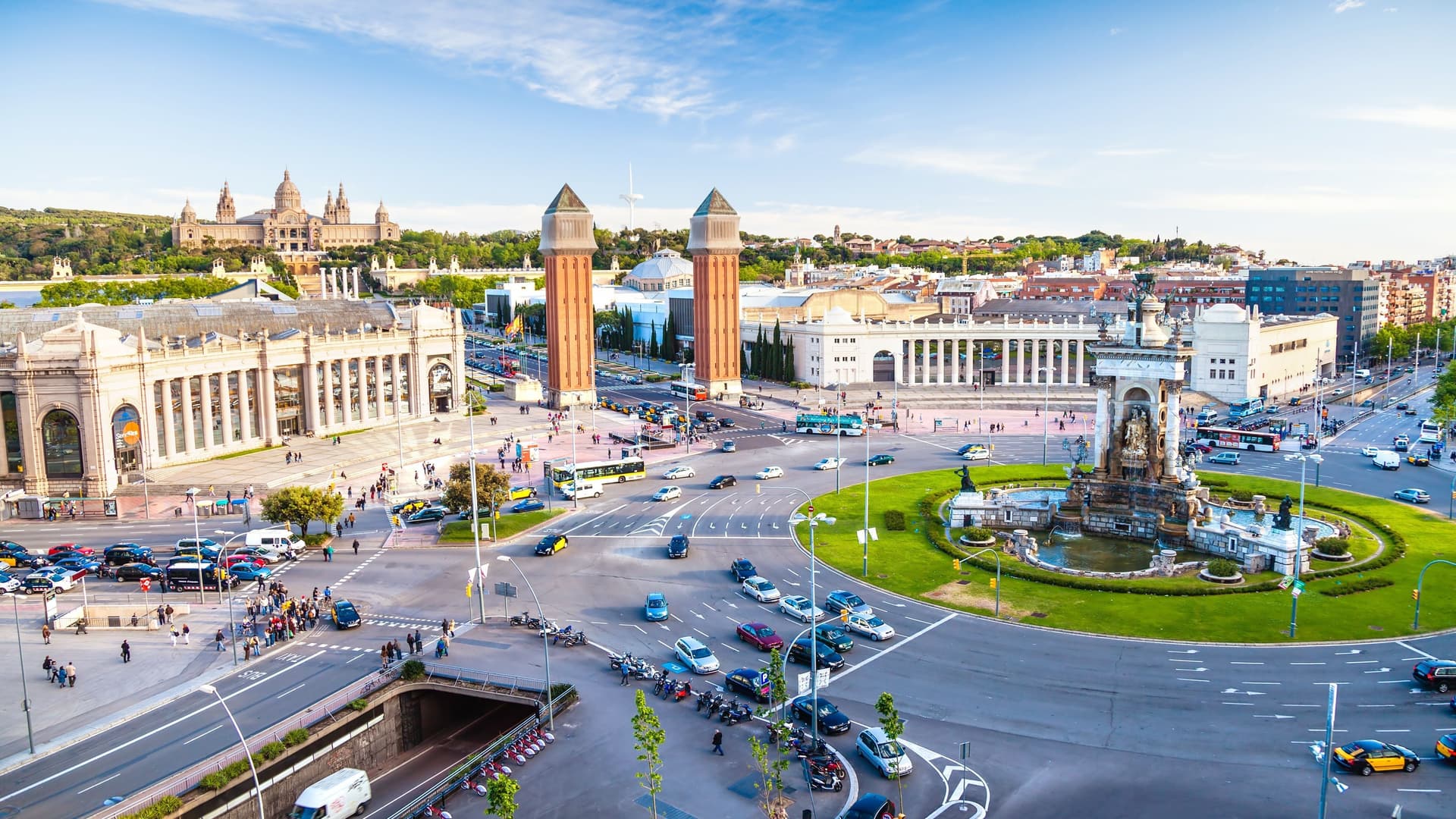 Plaza Espana in Barcelona, showcasing unique architectural design and vibrant surroundings.