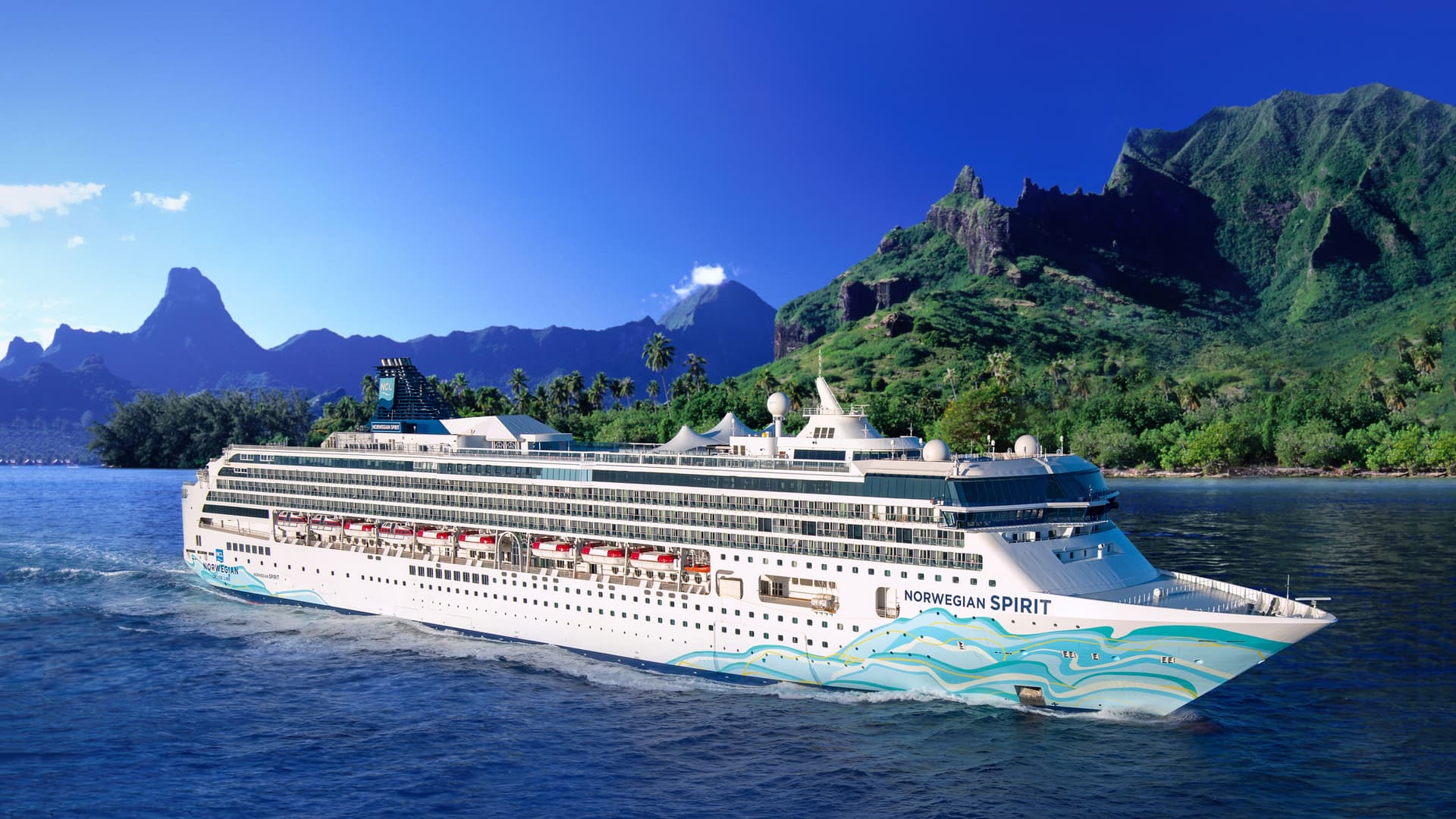 Norwegian Spirit sailing in the South Pacific.