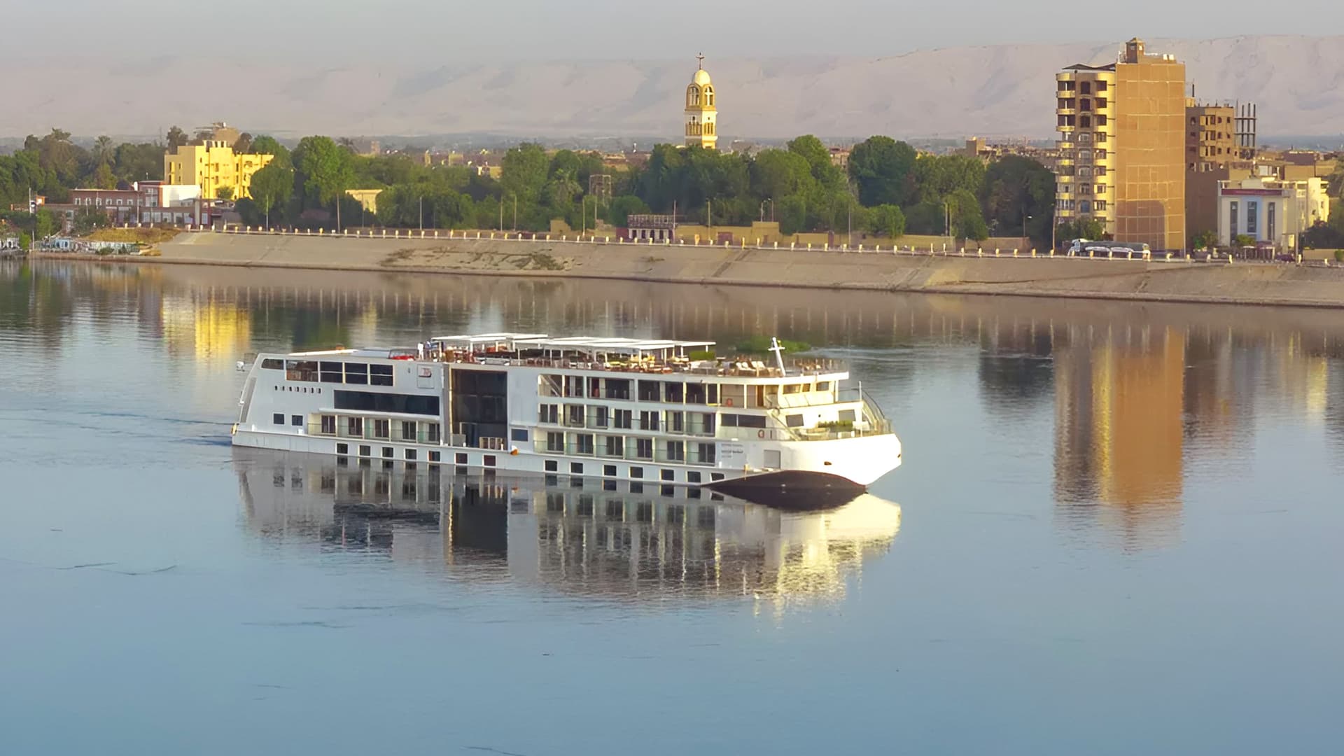 Viking Ptah sailing the Nile River.