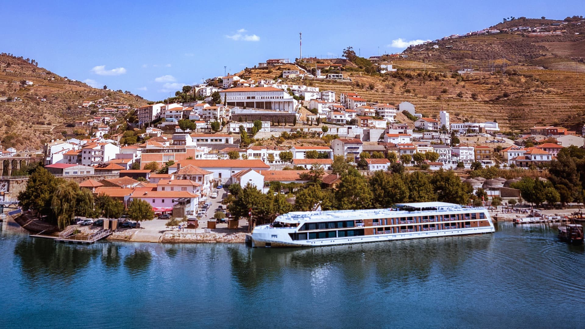 AmaWaterways AmaDouro ship exterior.