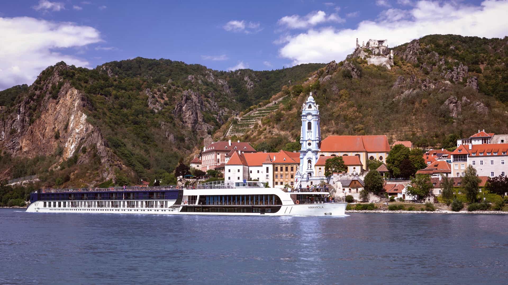 AmaWaterways AmaViola ship exterior.