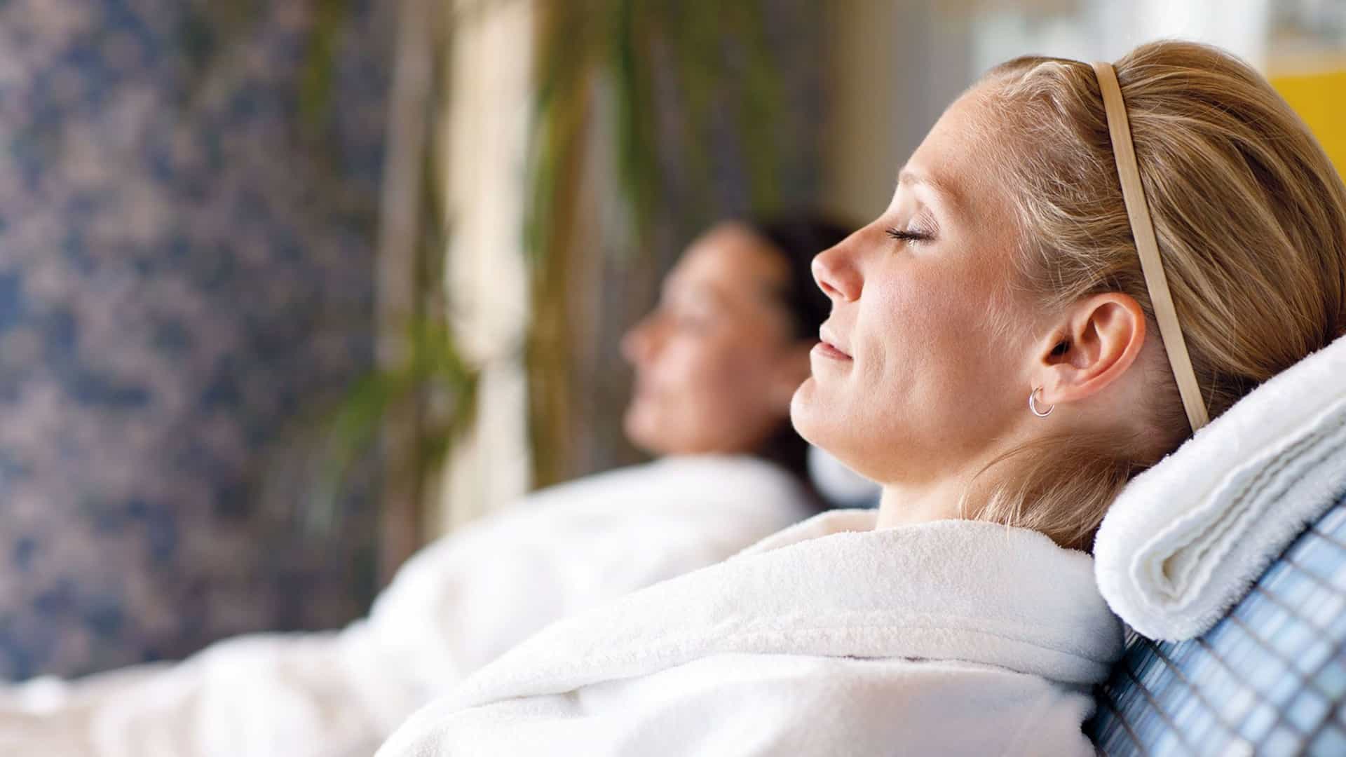 3:01 PMClaude responded: Two guests relaxing in premium white bathrobes at the Holland America Greenhouse Spa, a Club Orange exclusive amenity available on select sailings.Two guests relaxing in premium white bathrobes at the Holland America Greenhouse Spa, a Club Orange exclusive amenity available on select sailings.