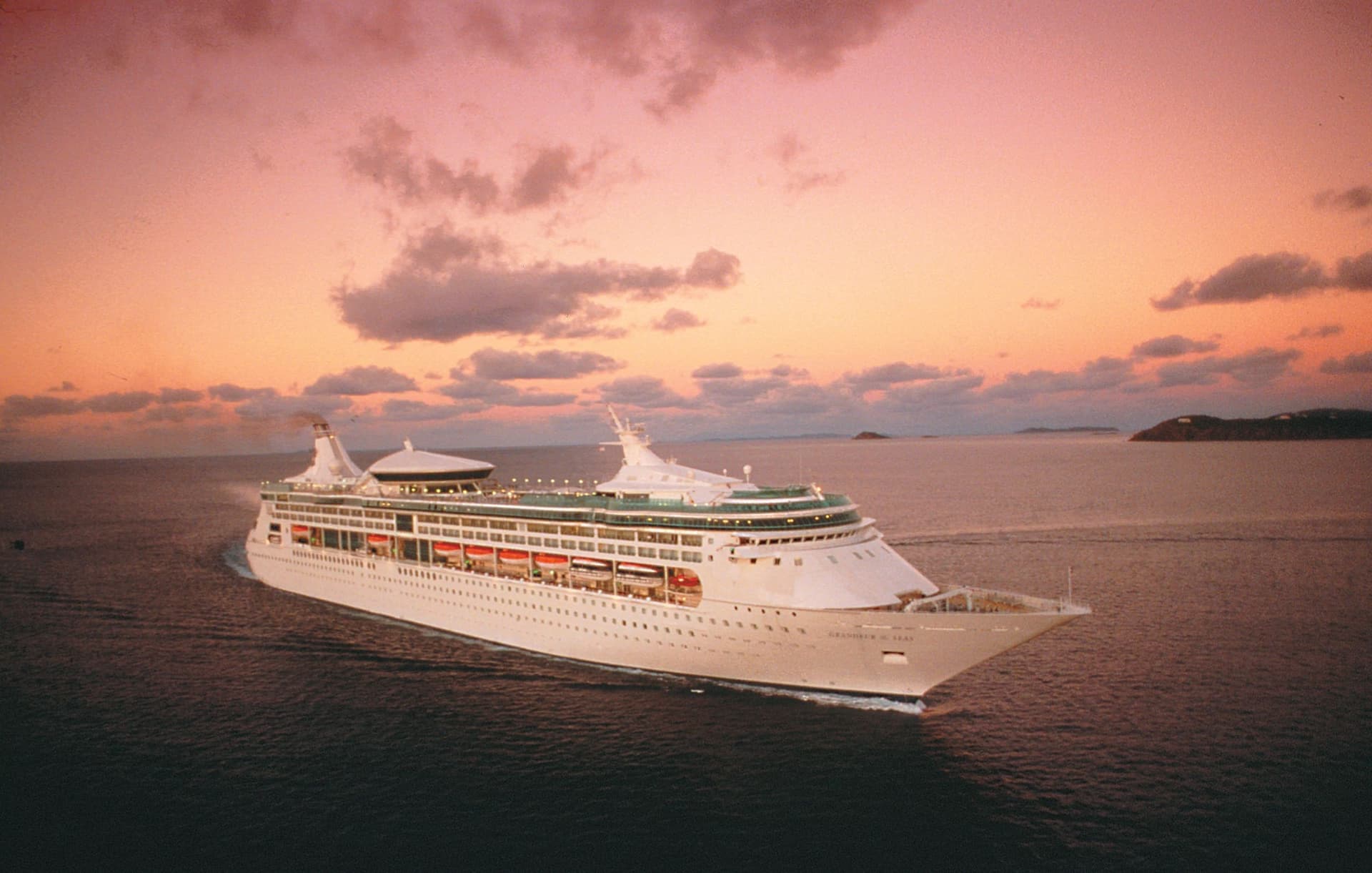 Royal Caribbean Grandeur of the Seas ship exterior