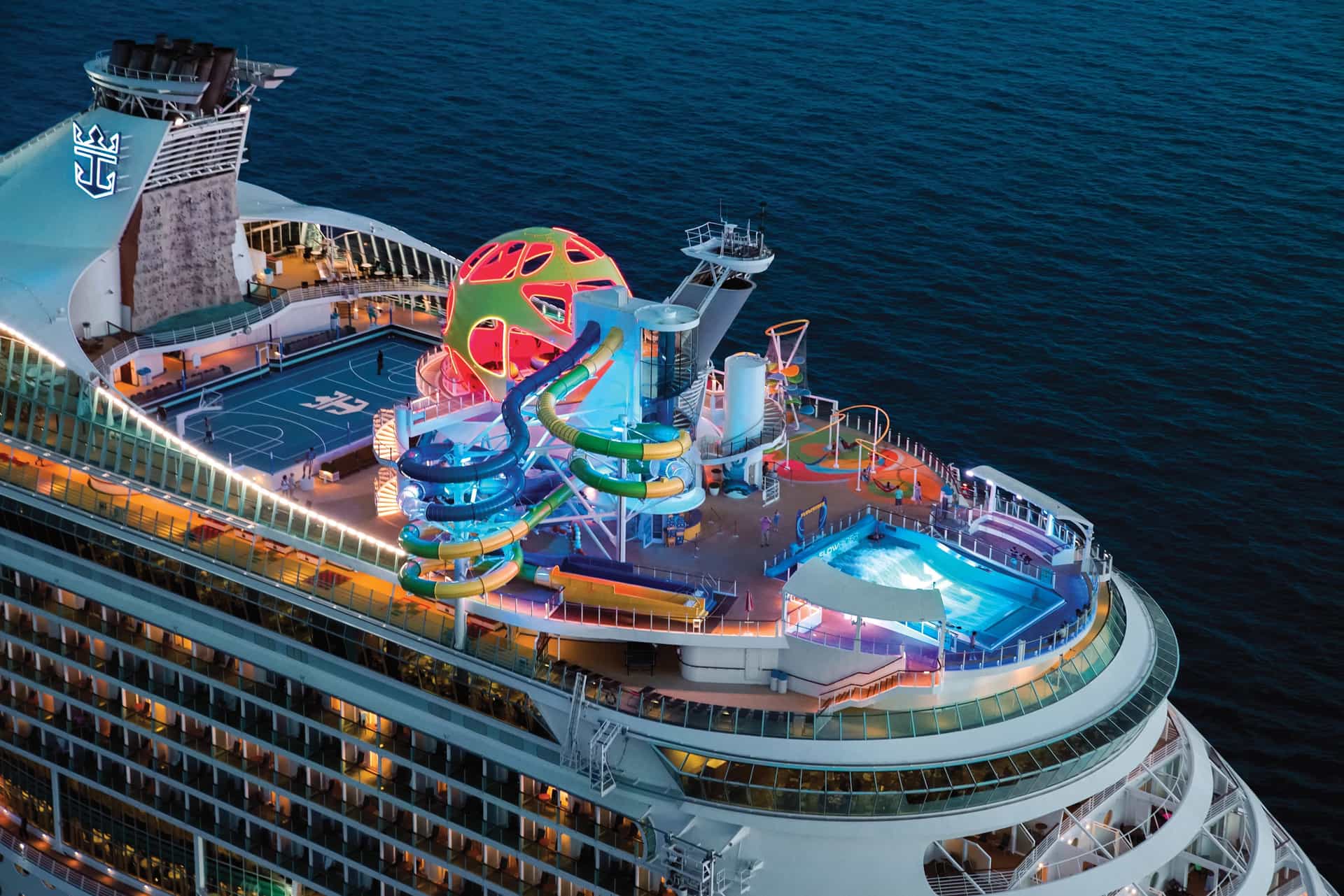 Royal Caribbean Mariner of the Seas ship exterior