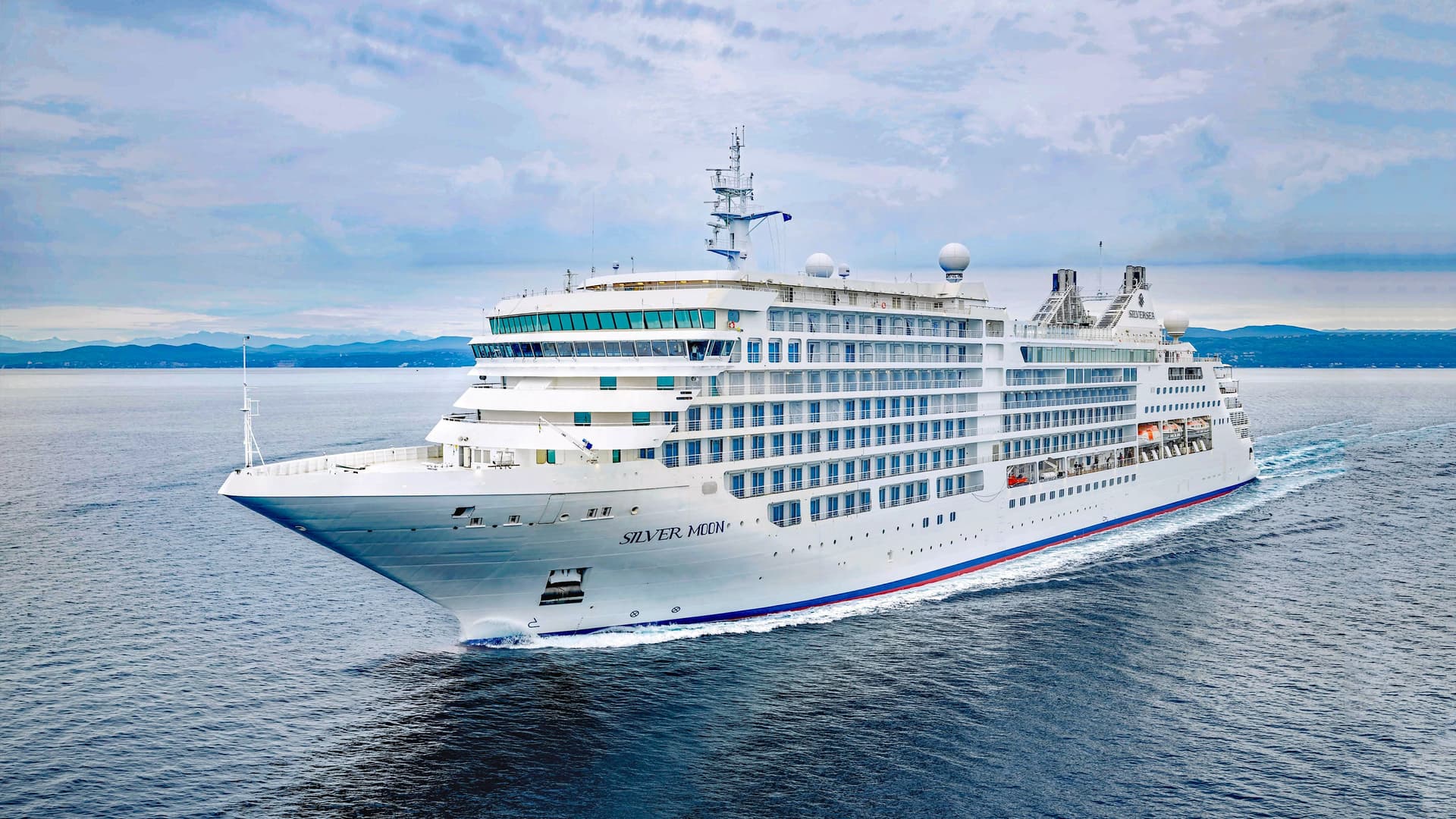 Silversea Cruises Silver Moon cruise ship exterior