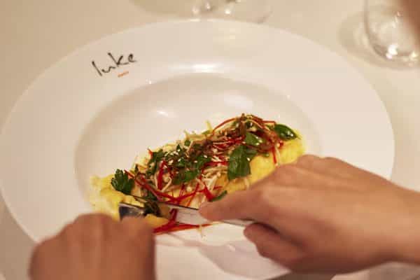 Luke's Bar and Grill