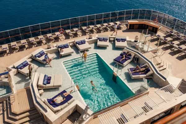 Atoll Pool and Bar