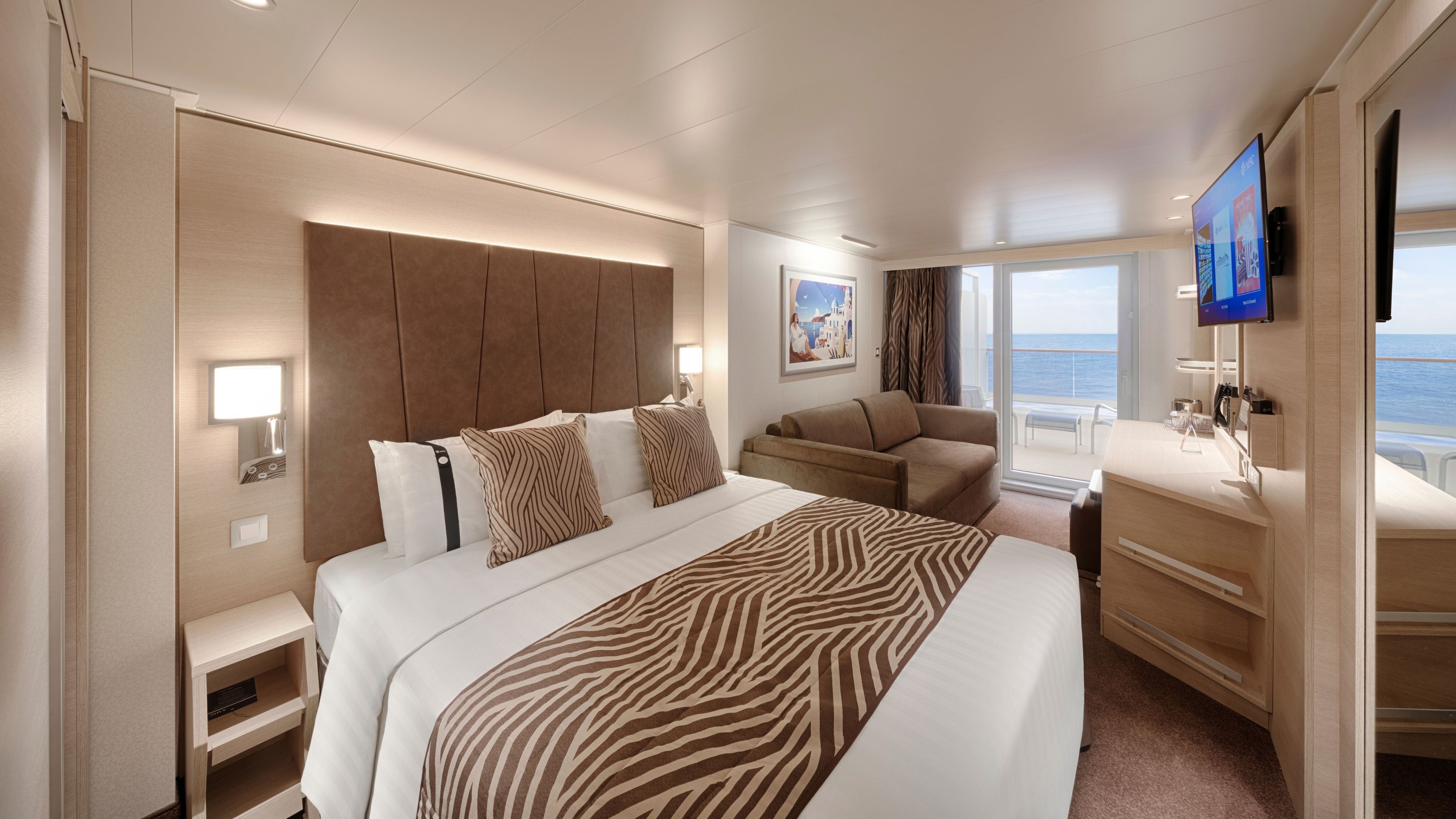 Deluxe Balcony Aurea