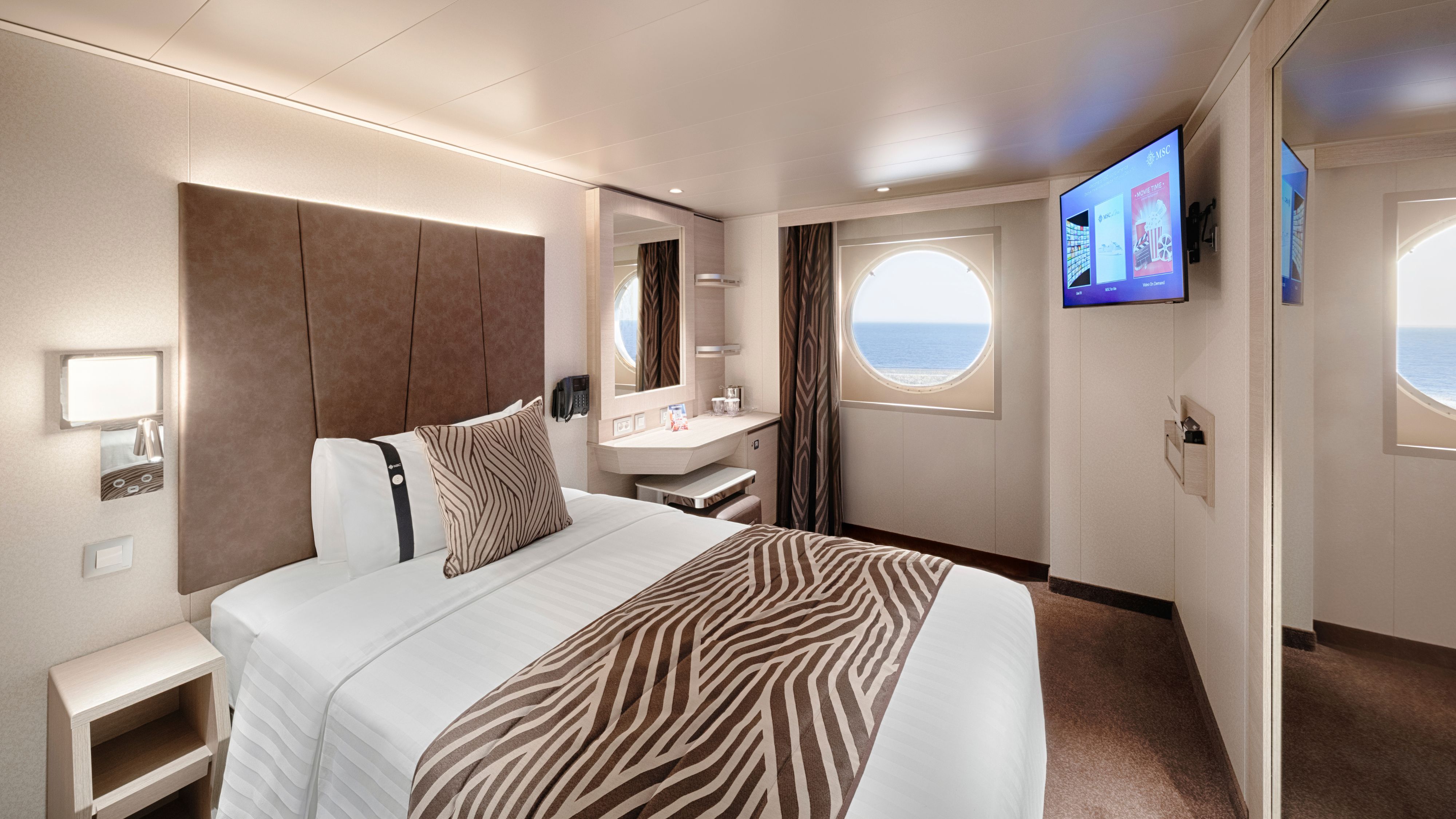 DELUXE OCEAN VIEW